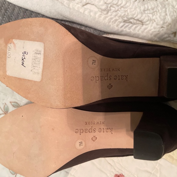 Booty - Picture 2 of 3